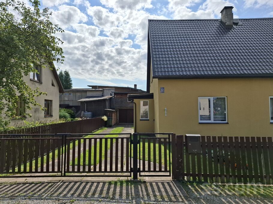 Šķūņu, Valmiera un raj., Valmiera — maja