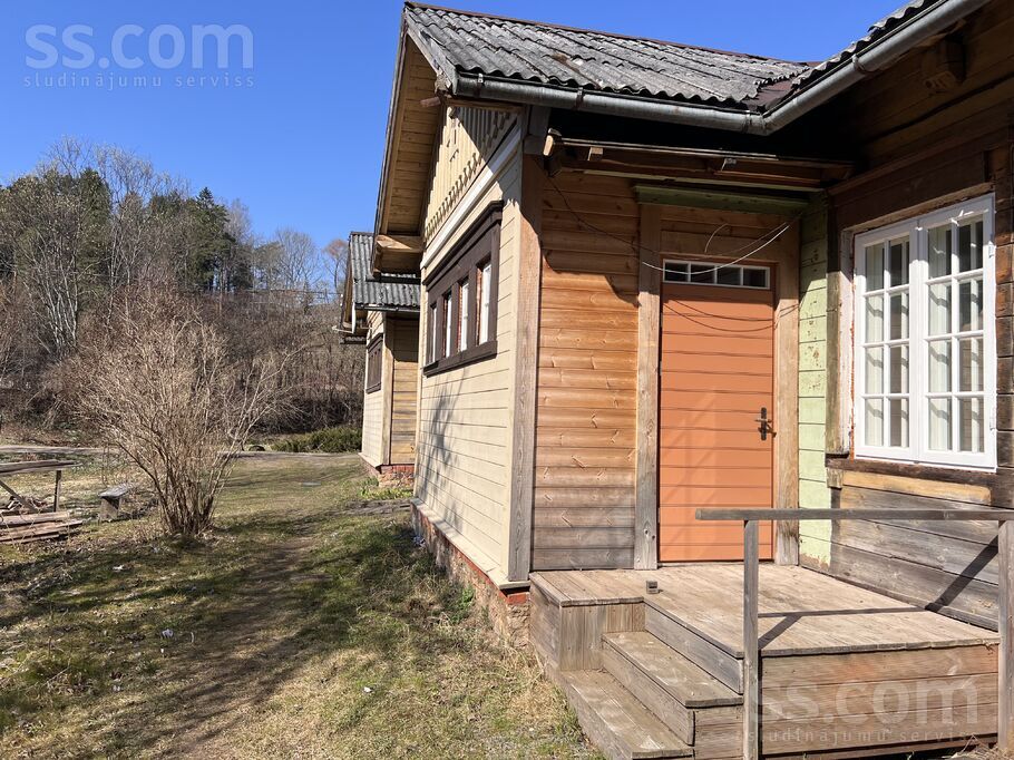 Brīvības 2, Cēsis un raj., Līgatne — dzivoklis