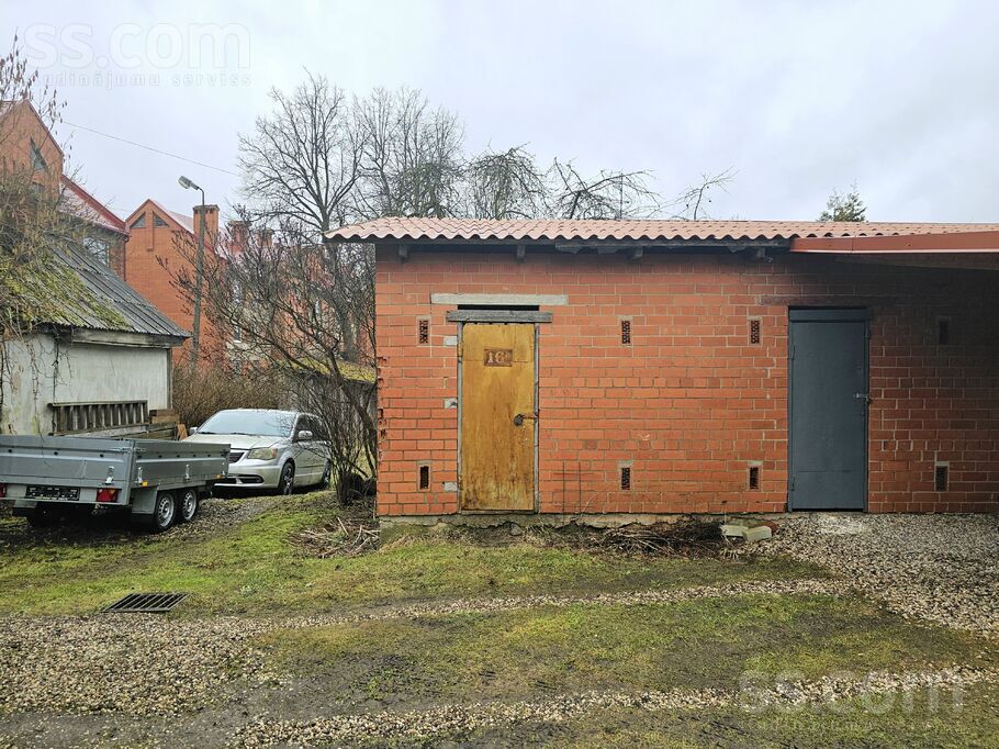 Jūras iela 16, Limbaži un raj., Limbaži — maja