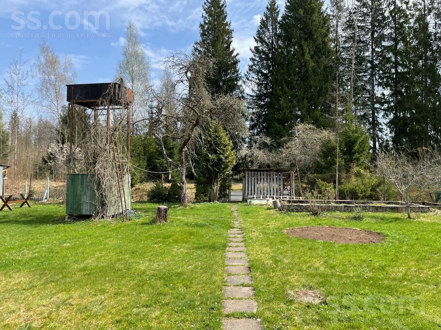 Mežloka iela 13, Bajāri, Rīgas rajons, Ropažu nov. — maja