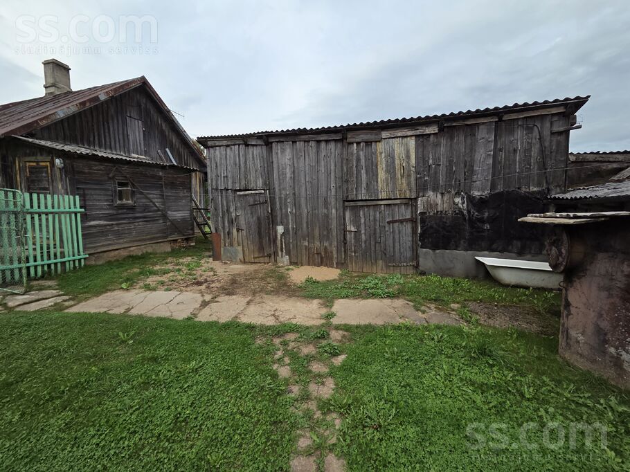 Skolas iela 9, Šķeltova, Krāslava un raj., Šķeltovas pag. — maja