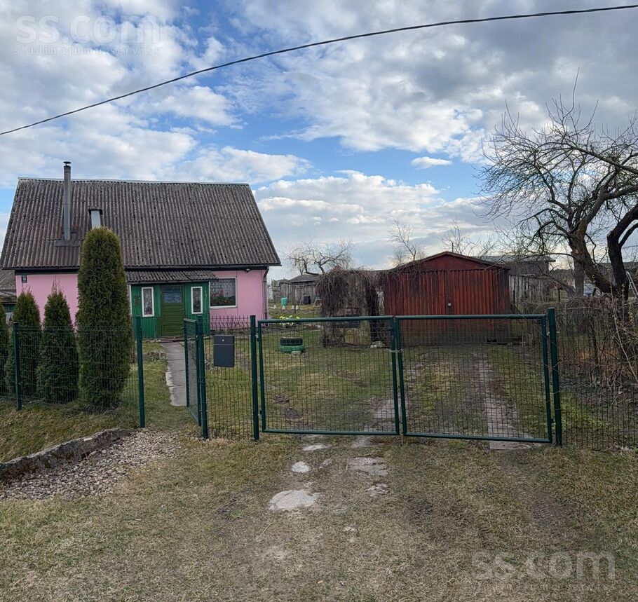 Strazdu iela 10, Zālīte, Bauska un raj., Iecavas nov. — maja