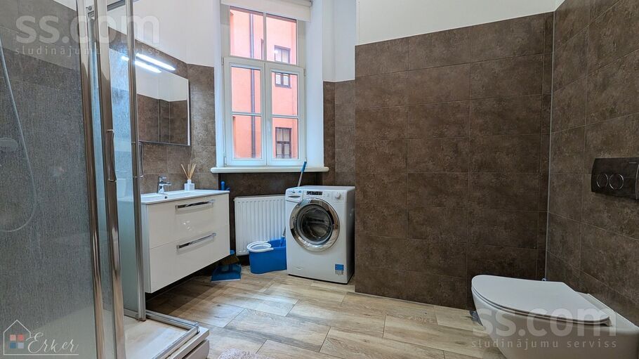 Kalniņa 6, Rīga — dzivoklis