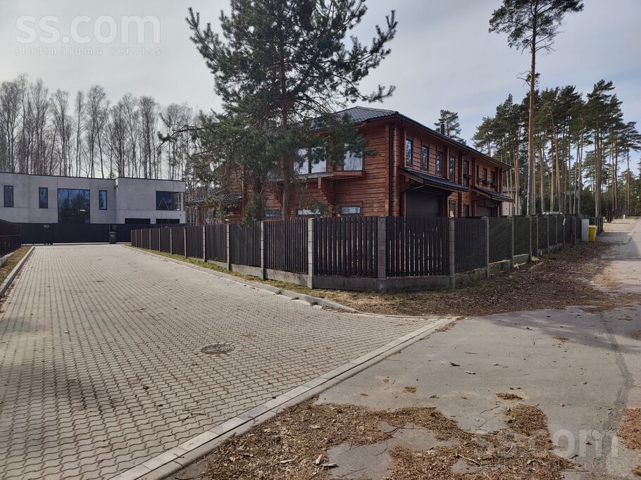 Atvaru 10, Bukulti, Rīgas rajons, Garkalnes nov. — maja