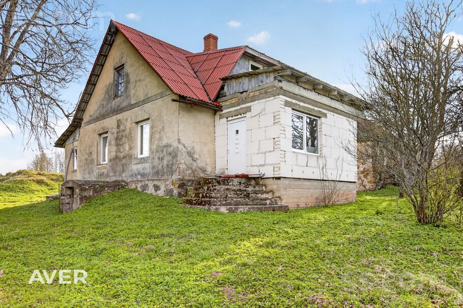 Lauciņi, Kolberģis, Alūksne un raj., Jaunalūksnes pag. — maja