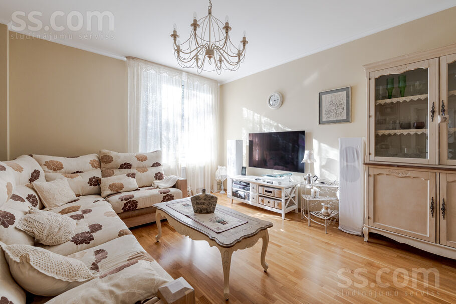 Vecāķu pr. 191, Rīga — dzivoklis