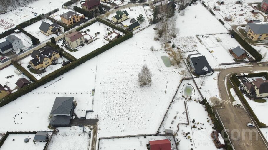 Asteru b/n, Katlakalns, Rīgas rajons, Ķekavas pag. — zeme