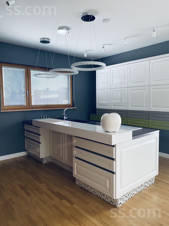 Zvejnieku 14, Ogre un raj., Ikšķile — maja