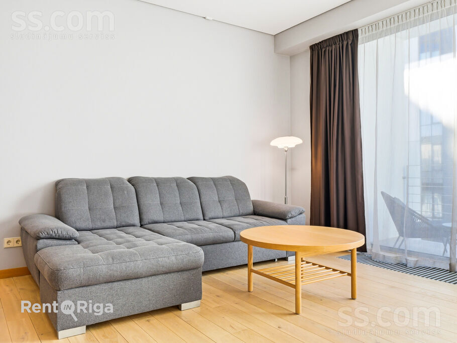 Dzirnavu 83, Rīga — dzivoklis