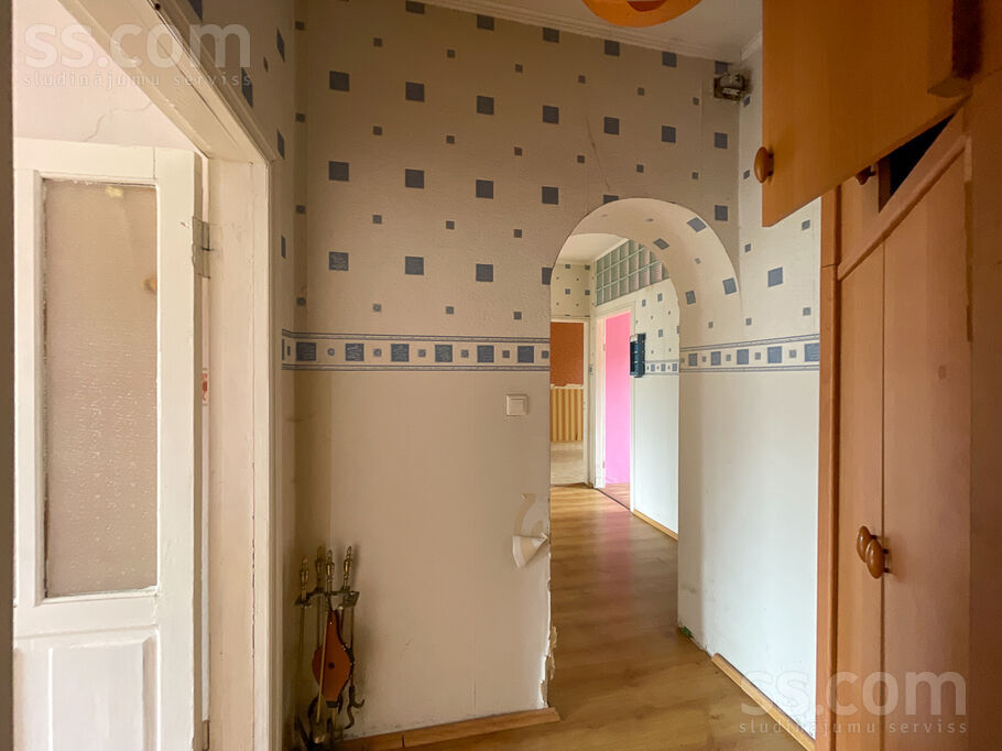 Skolas iela 11, Engure, Tukums un raj., Engures pag. — dzivoklis