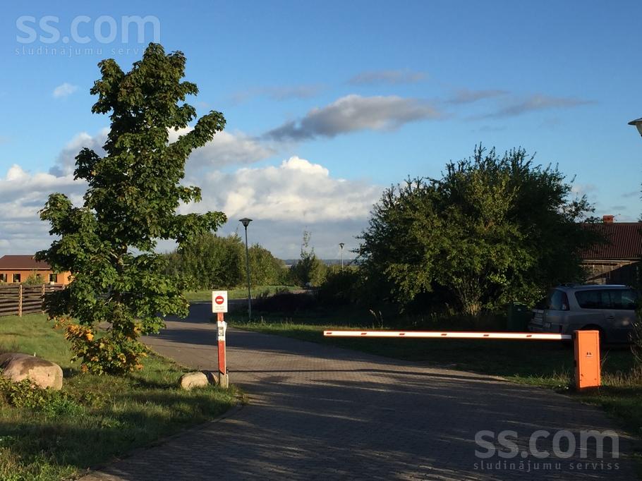 Pludmales iela, Bērzmente, Rīgas rajons, Ķekavas pag. — zeme