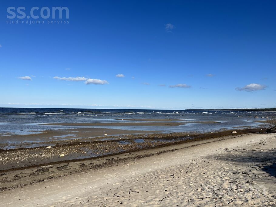 Silenieki, Upesgrīva, Talsi un raj., Mērsraga pag. — zeme