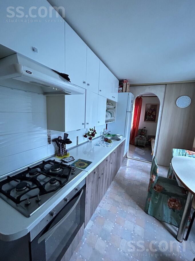 Viršu 20, Piņķi, Rīgas rajons, Babītes pag. — maja