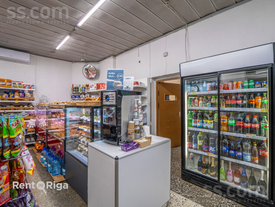 Zaļā 1, Rīgas rajons, Baloži — maja