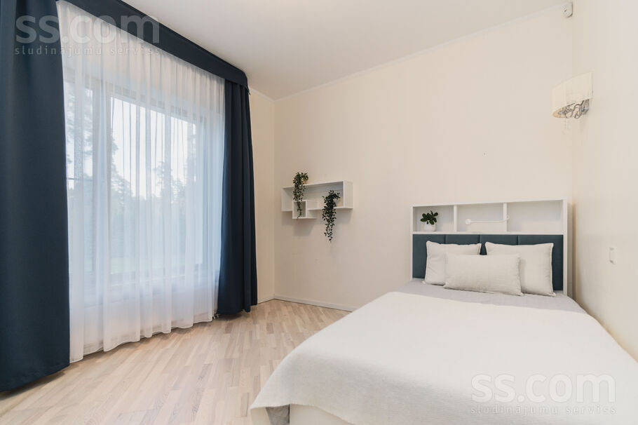 Ezerparka iela, Berģi, Rīgas rajons, Garkalnes nov. — maja