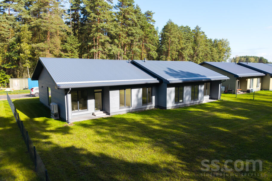 Elizabetes 24, Spilve, Rīgas rajons, Babītes pag. — maja