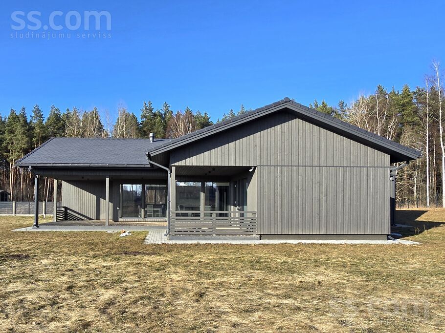 Krāču 6, Sēbruciems, Rīgas rajons, Babītes pag. — maja