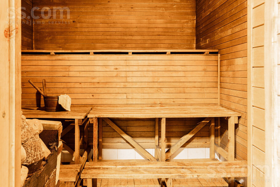 Indriķa Ovekas, Katlakalns, Rīgas rajons, Ķekavas pag. — maja