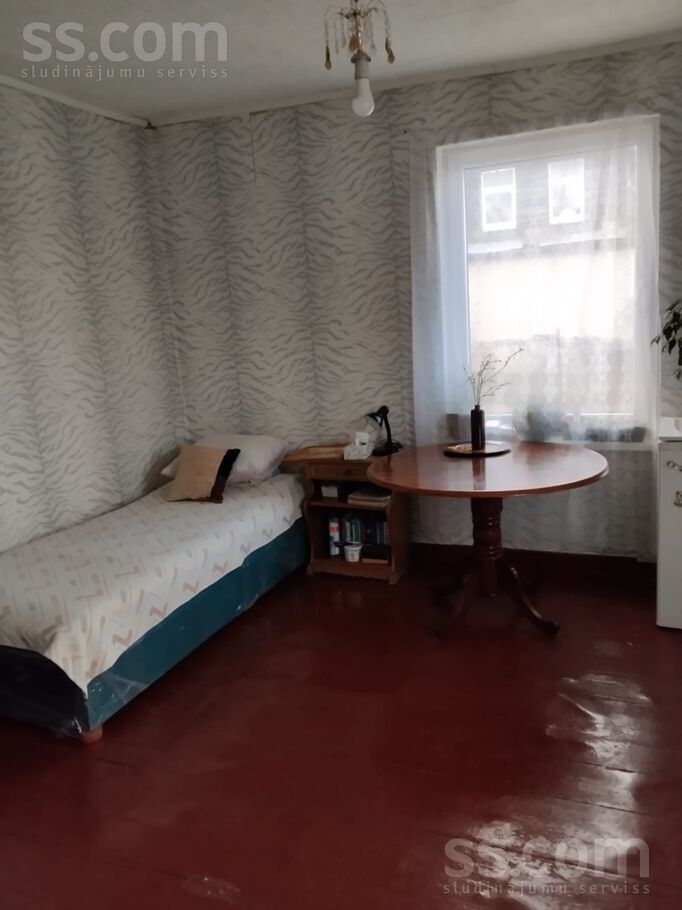 Latgales 145, Ludza un raj., Ludza — dzivoklis