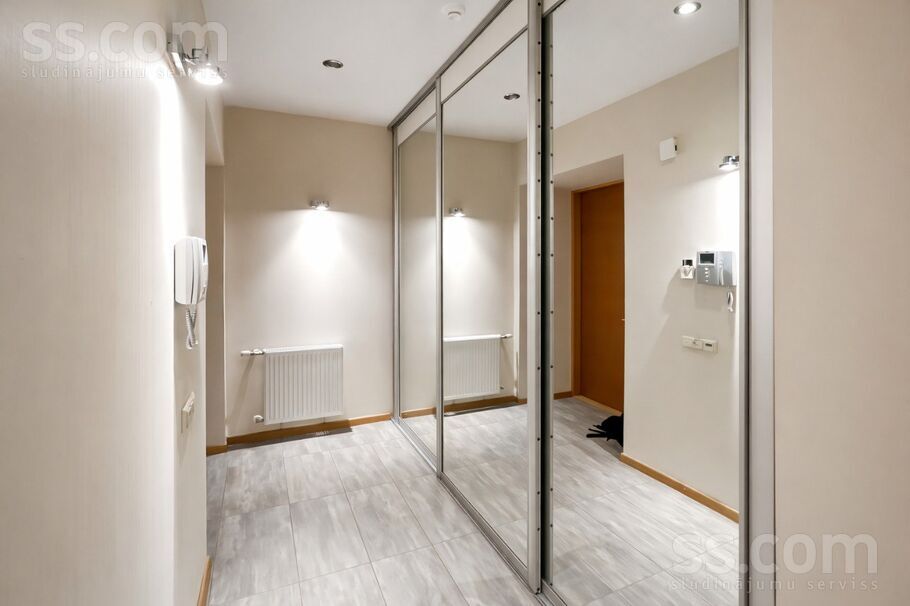 Raiņa bulv. 2, Rīga — dzivoklis