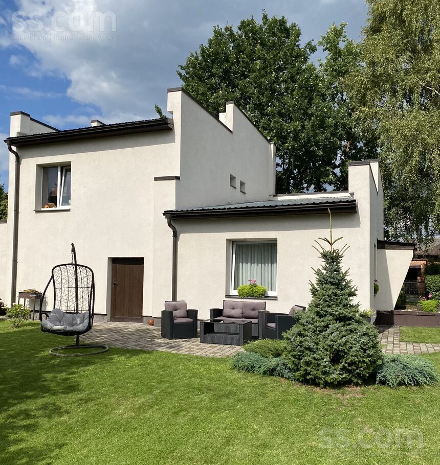 Augstkalnes iela 5, Jelgava un raj., Jelgava — maja