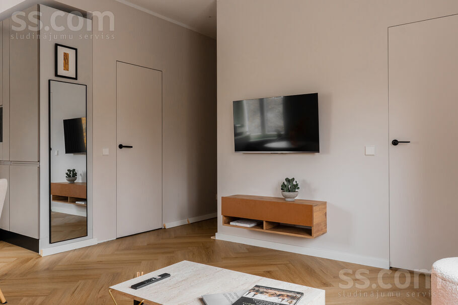 Jomas iela 46, Jūrmala — dzivoklis