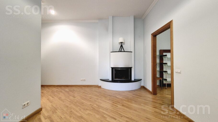 Dzirnavu 55, Rīga — birojs