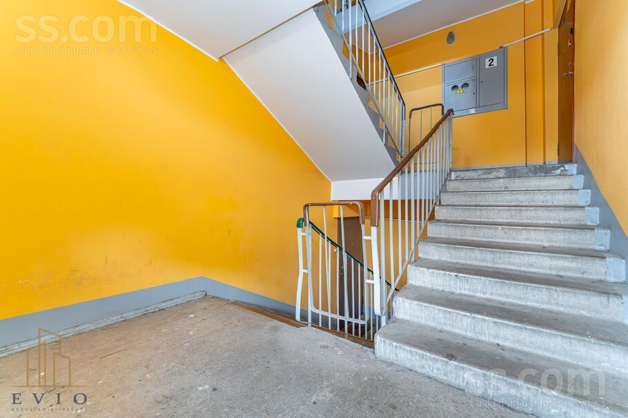 Saules 11, Brankas, Jelgava un raj., Cenu pag. — dzivoklis