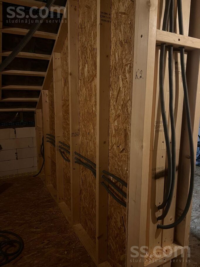 Anniņas 9, Mežezeri, Rīgas rajons, Salaspils l. t. — maja