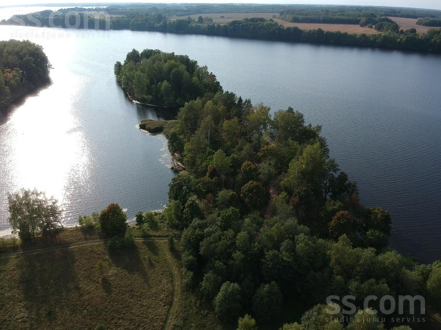 Līvsalas līvsala, Baloži, Aizkraukle un raj., Seces pag. — zeme