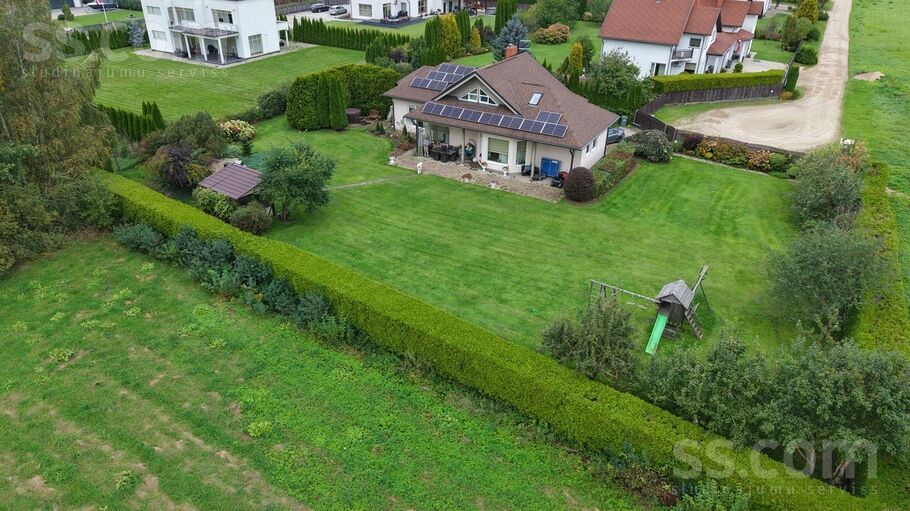 Ķestera iela 8, Ogre un raj., Ikšķile — maja