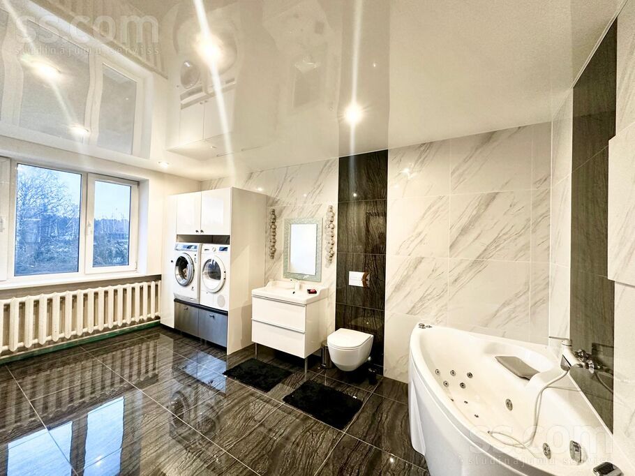 Lakstīgalu 3, Vālodzes, Rīgas rajons, Stopiņu nov. — maja