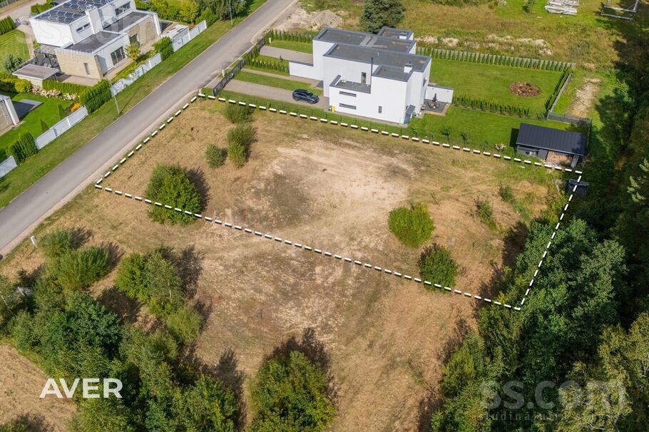 Viestura iela 11-13, Dzilnuciems, Rīgas rajons, Babītes pag. — zeme