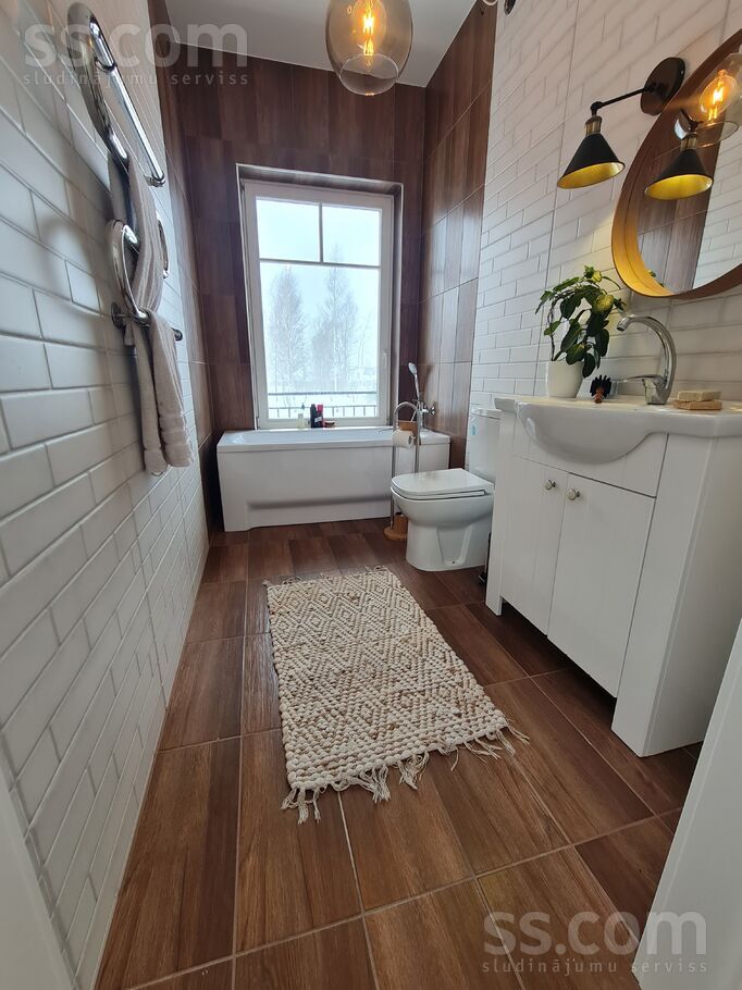 Starzdu 6, Mārupe, Rīgas rajons, Mārupes pag. — maja