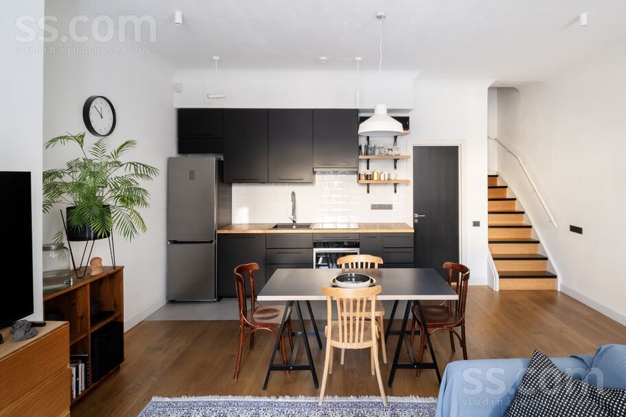 Mūrnieku 12a, Rīga — dzivoklis