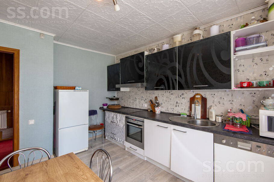 Celtnieku 24, Zvejniekciems, Rīgas rajons, Saulkrastu l. t. — maja