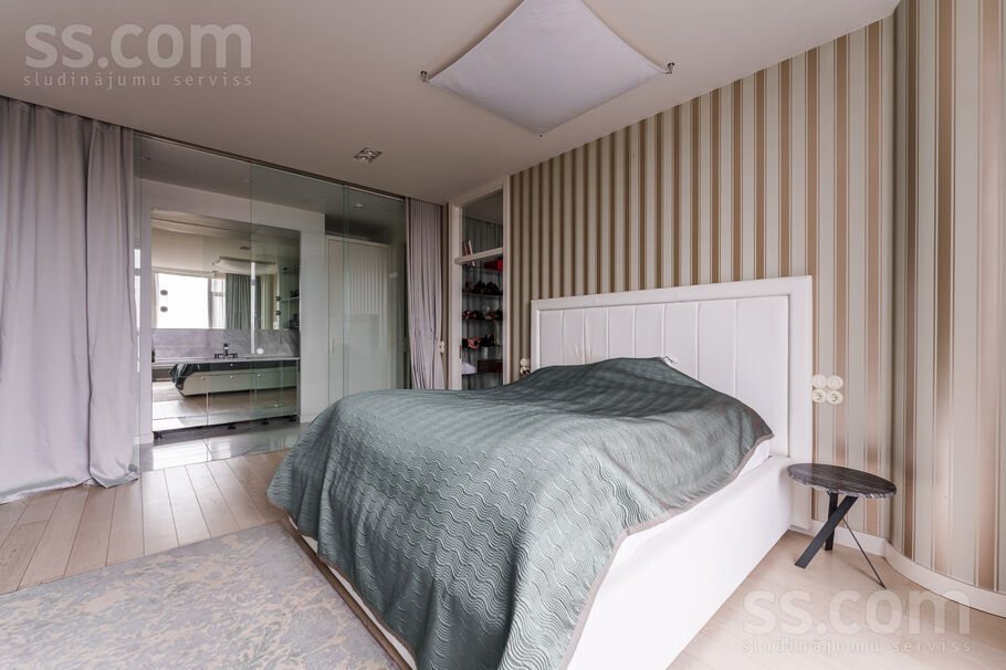 Republikas laukums 3, Rīga — dzivoklis