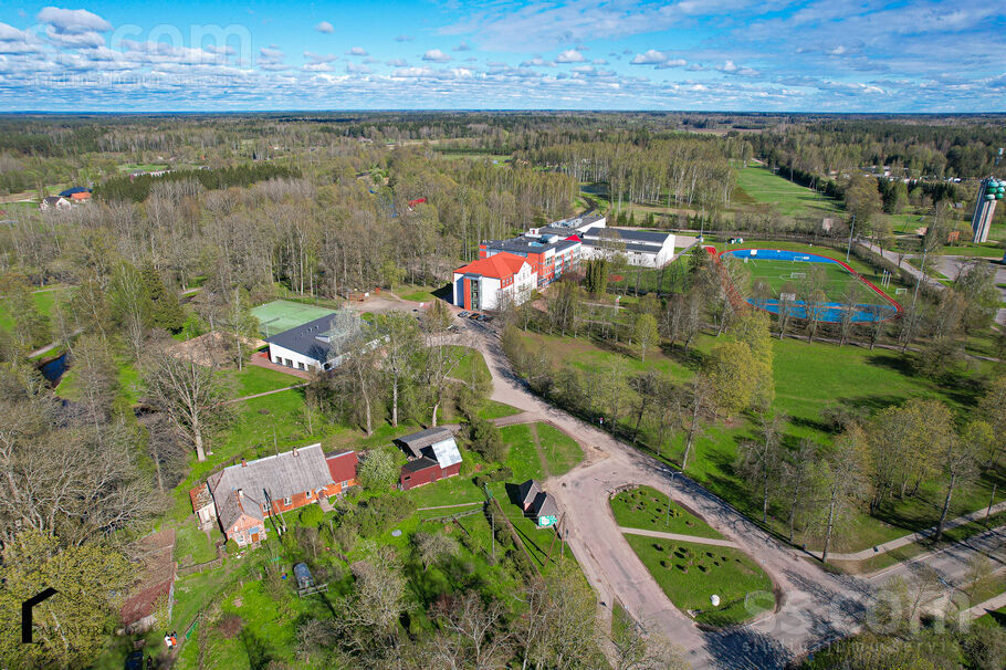 Vecā māja 1, Ropaži, Rīgas rajons, Ropažu nov. — maja