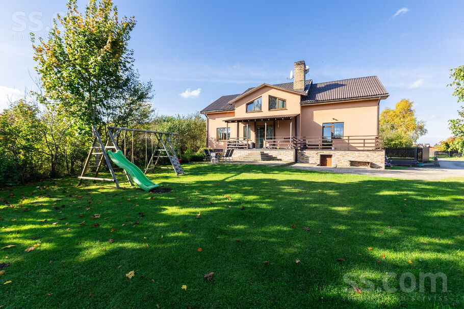 Indriķa Ovekas, Katlakalns, Rīgas rajons, Ķekavas pag. — maja