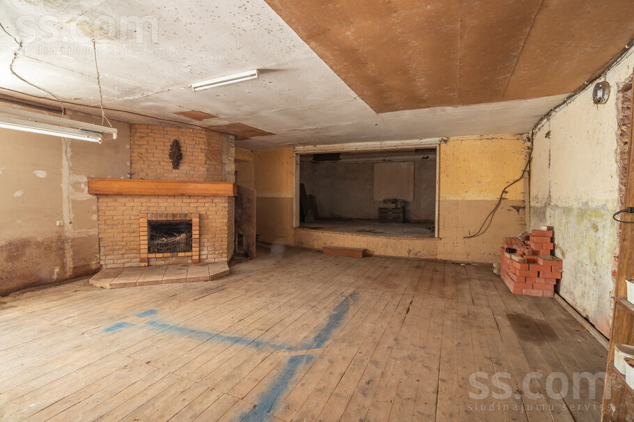 Burtnieki, Ventspils un raj., Tārgales pag. — vienseta