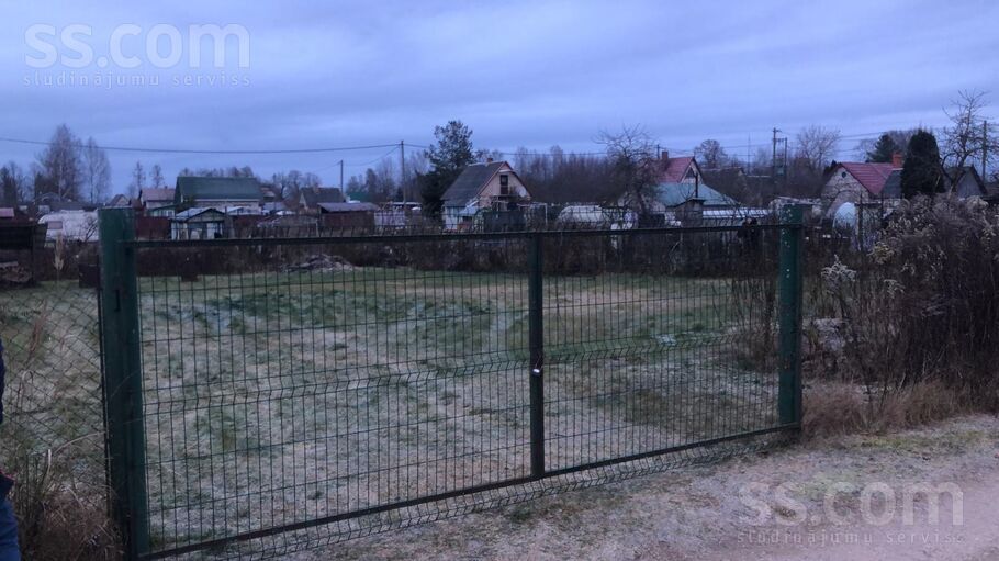 Vasarnīcas 60, Vasarnīcas, Daugavpils un raj., Naujenes pag. — zeme