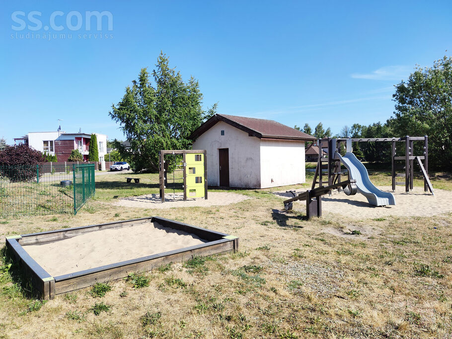 Kālavu 6, Mežāres, Rīgas rajons, Babītes pag. — maja