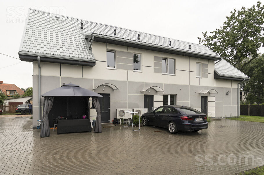 Ķiršu iela 6, Babīte, Rīgas rajons, Babītes pag. — maja