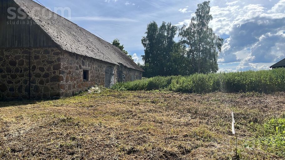 Vieķi, Cēsis un raj., Raunas pag. — maja