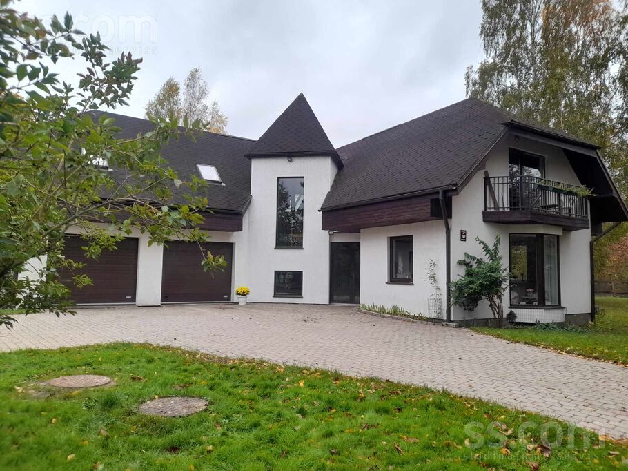 A. Pumpura iela 30 c, Ogre un raj., Lielvārde — maja