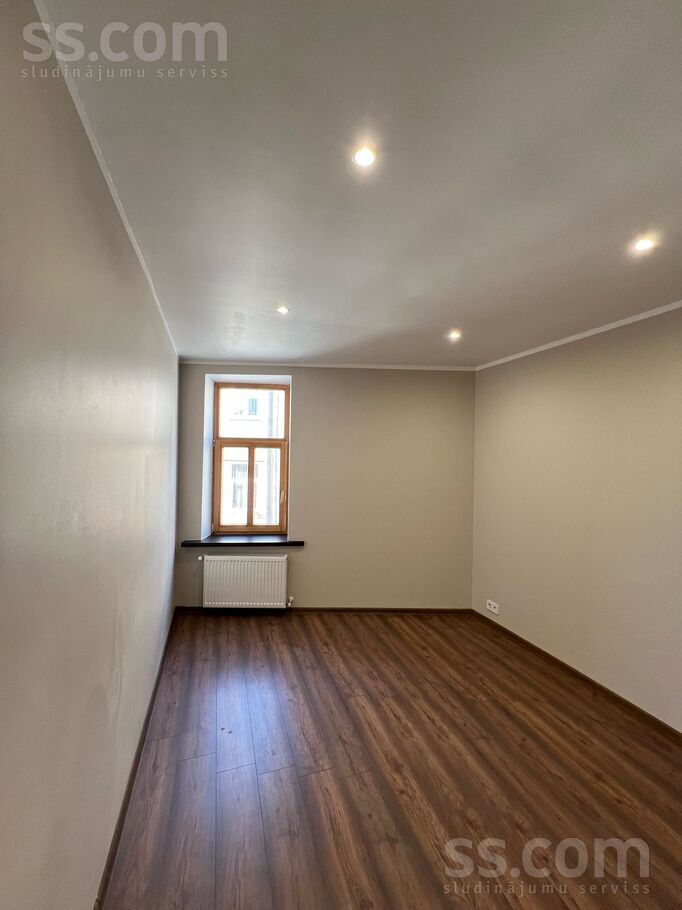 Republikas 27, Liepāja un raj., Liepāja — dzivoklis