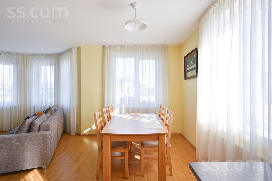 Upeņu iela 2, Rāmava, Rīgas rajons, Ķekavas pag. — maja