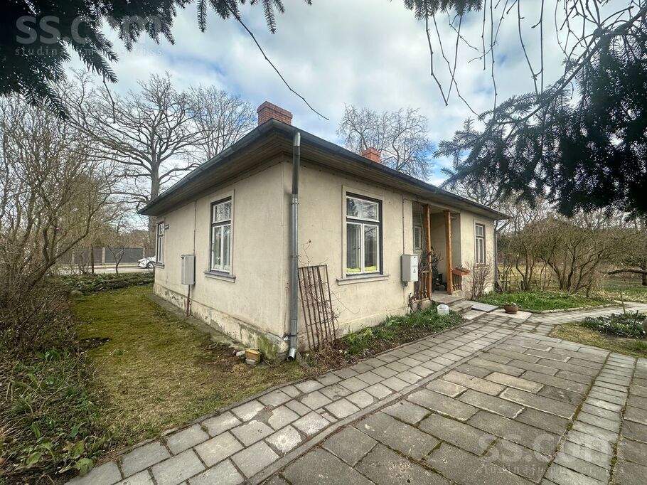 Apuzes 6, Rīga — maja