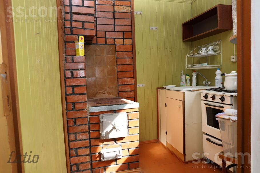 Lauktehnika 51 51, Lauktehnika, Jēkabpils un raj., Kūku pag. — maja