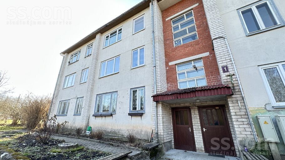 Puķu 1, Rauna, Cēsis un raj., Raunas pag. — dzivoklis